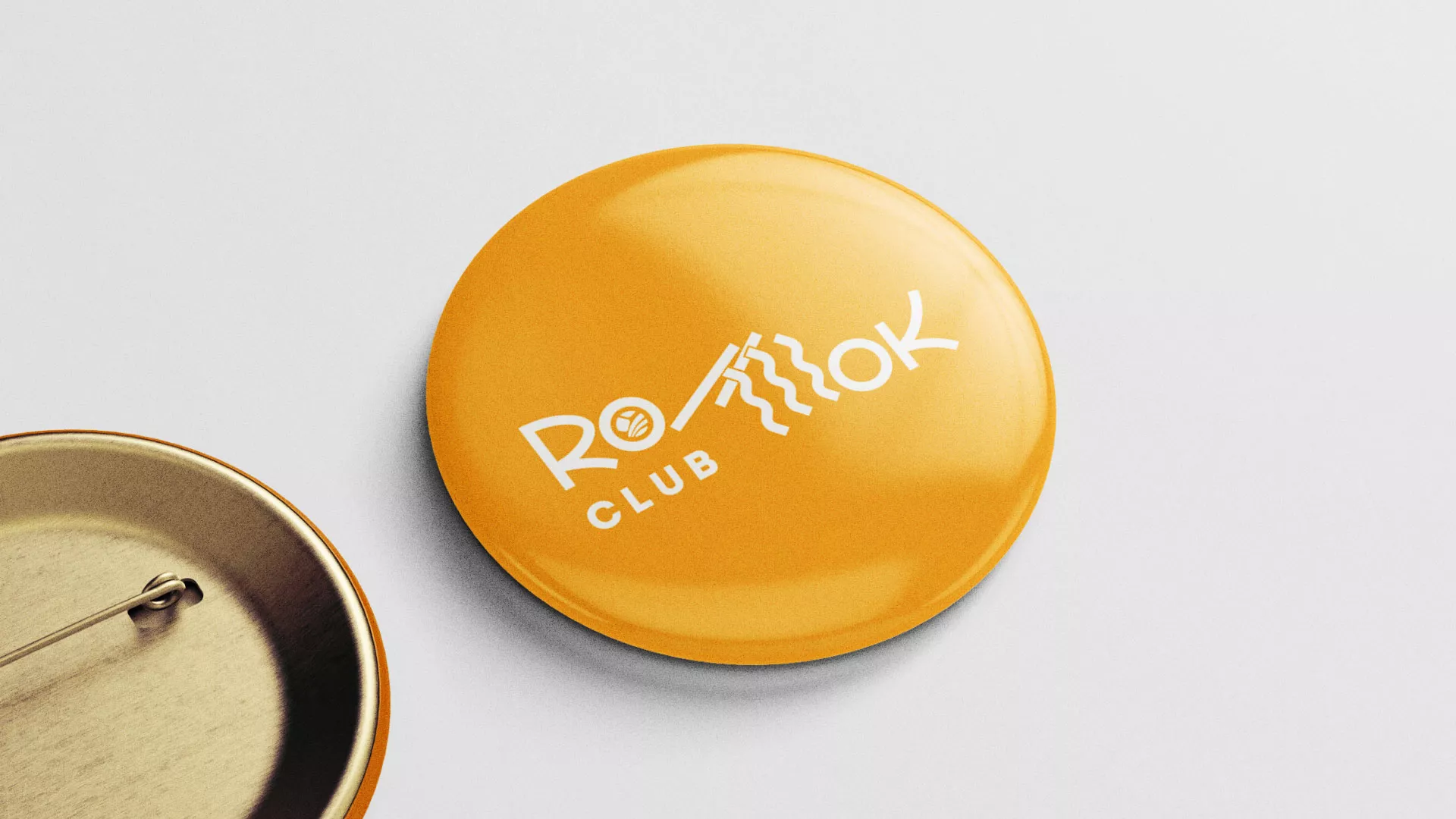 Создание логотипа суши-бара «Roll Wok Club» в Переславле-Залесском